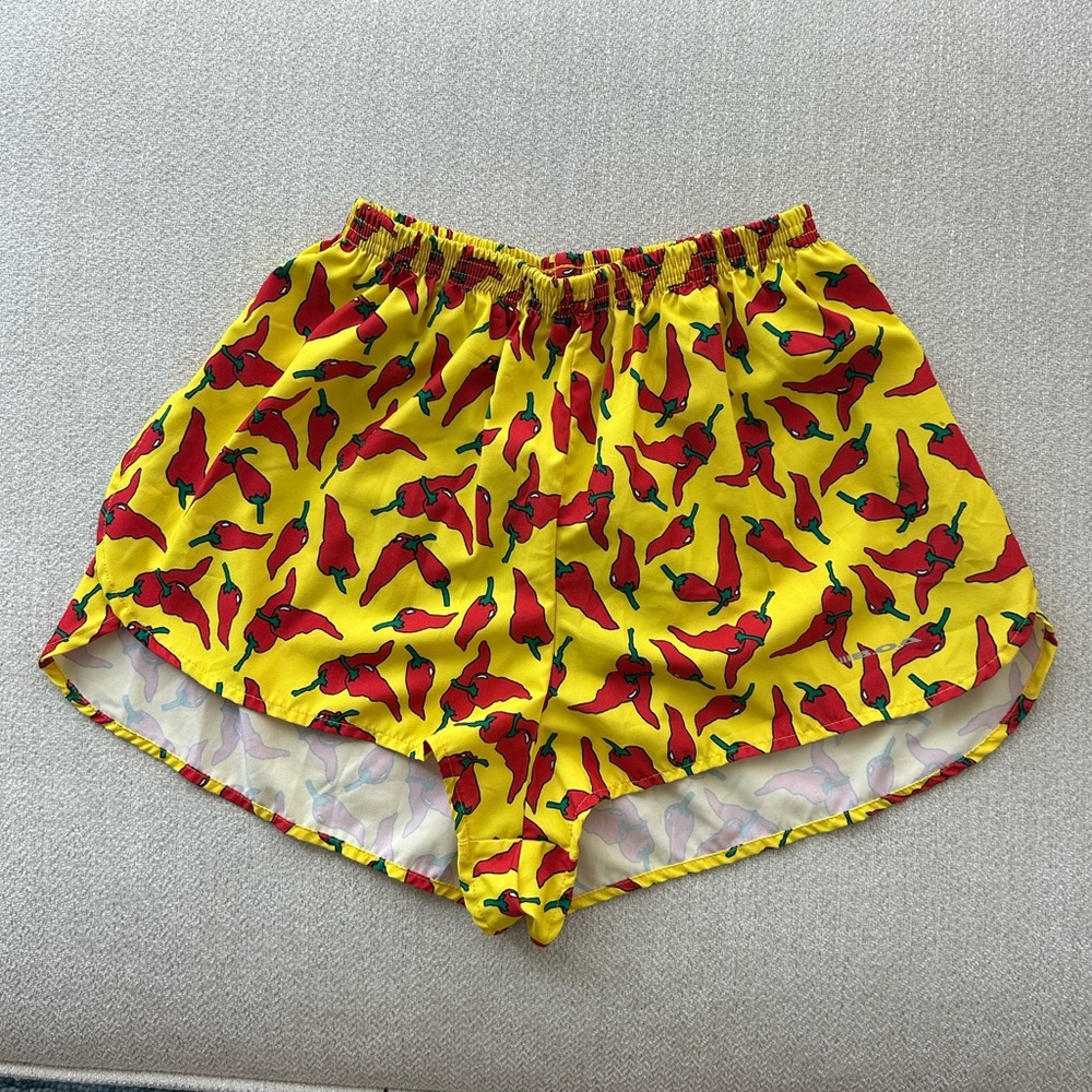 Boa USA running shorts XS yellow chilis chili peppers